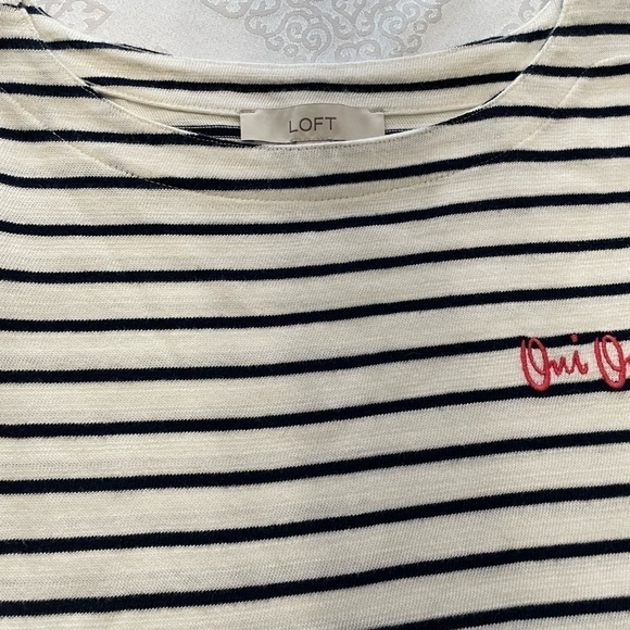 loft women white and dark blue stripes, knit long sleeve 100% Cotton sweater. - Picture 4 of 4